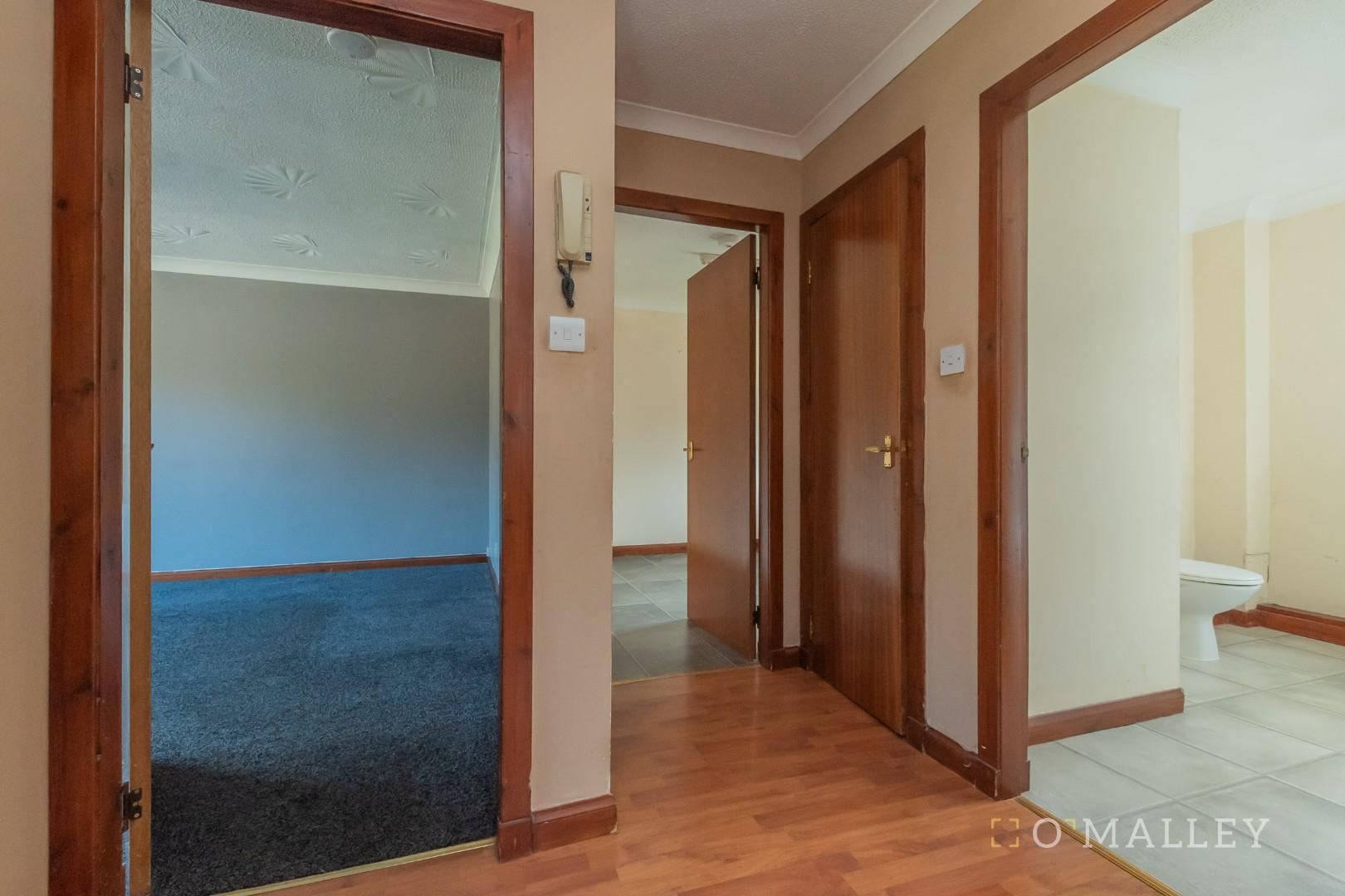 5. Hallway 2.jpg